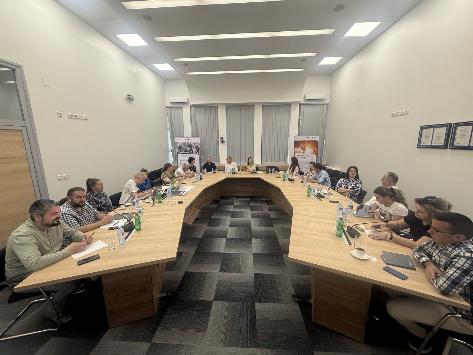 Direktor Ozona na okruglom stolu projekta 